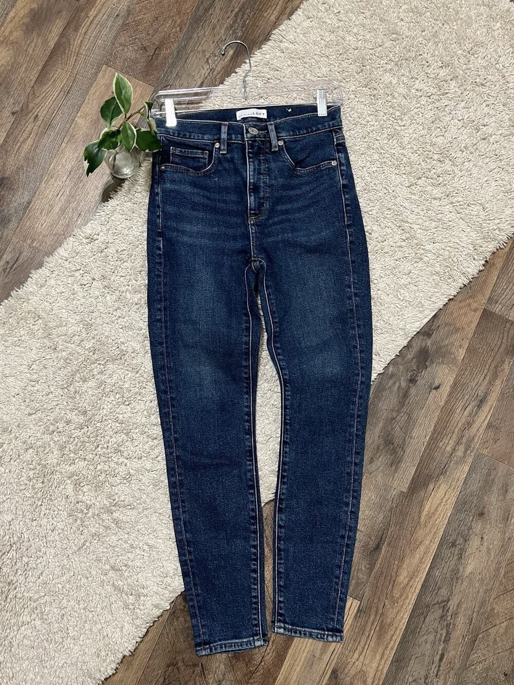 LOFT Size 0 Dark Wash Whiskered High Waisted Ankle Length Skinny Jeans